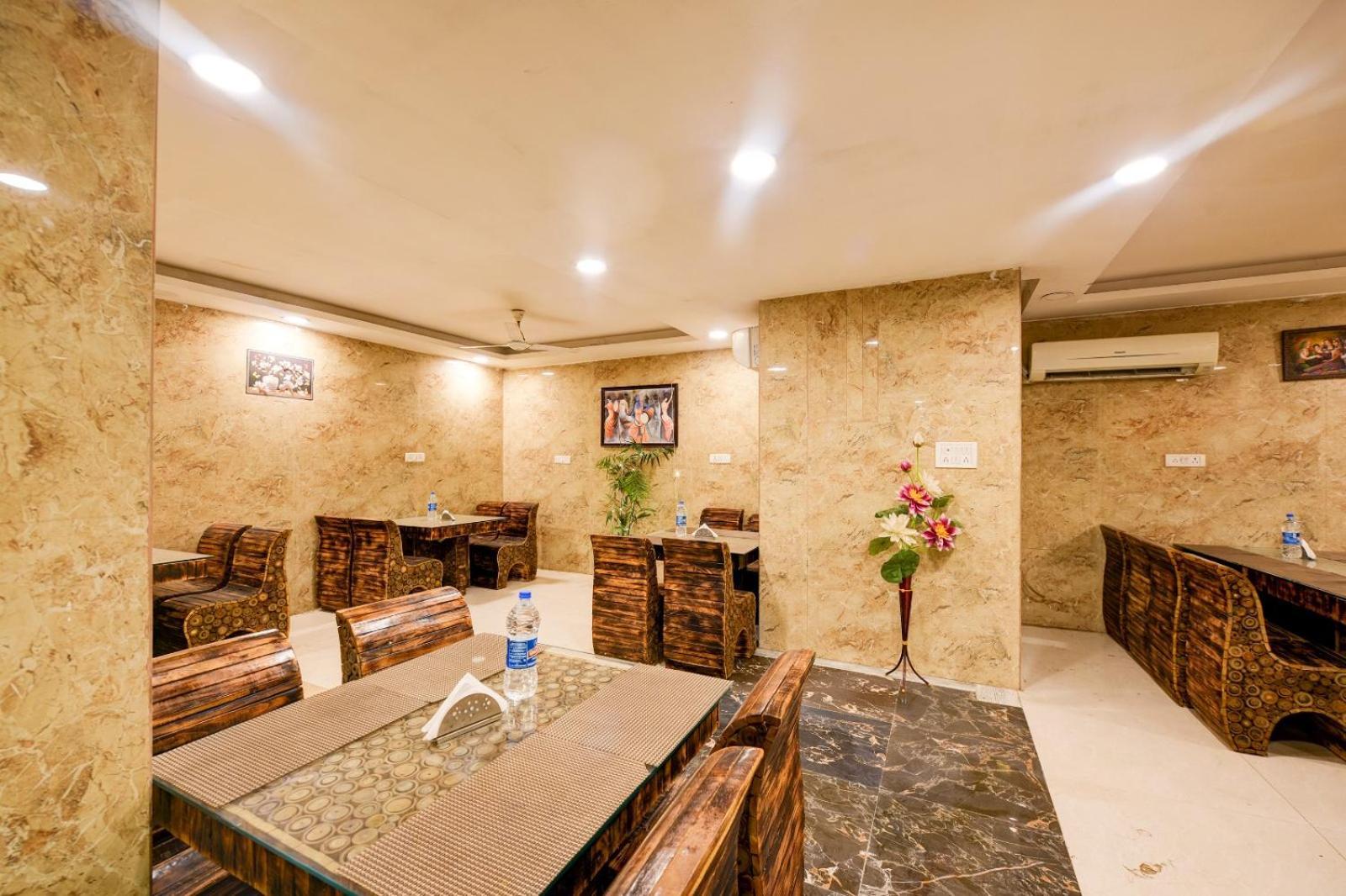 The Bellwood Suites Near Igi Airport Neu-Delhi Exterior foto